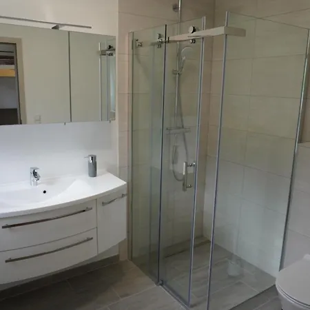Deluxe Mit Whirlpool Und Fasssauna דירה Imsterberg