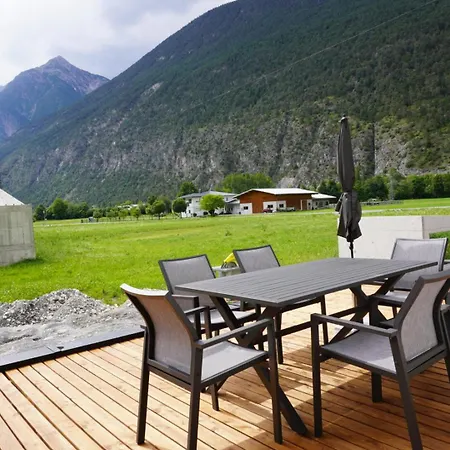 Deluxe Mit Whirlpool Und Fasssauna * Imsterberg