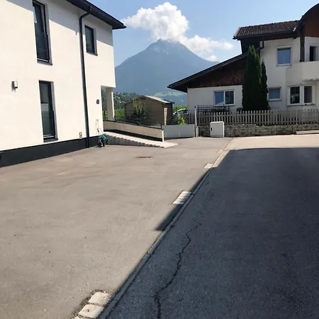 Deluxe Mit Whirlpool Und Fasssauna Imsterberg