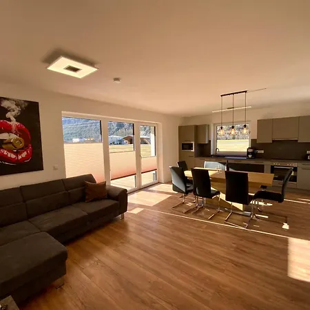 Deluxe Mit Whirlpool Und Fasssauna Apartament