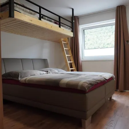 Apartment Deluxe Mit Whirlpool Und Fasssauna