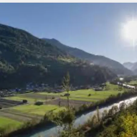 Deluxe Mit Whirlpool Und Fasssauna