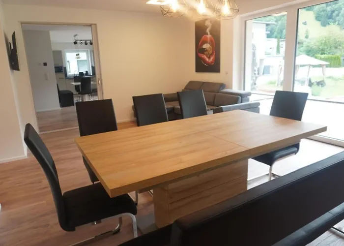 Deluxe Mit Whirlpool Und Fasssauna 아파트 Imsterberg