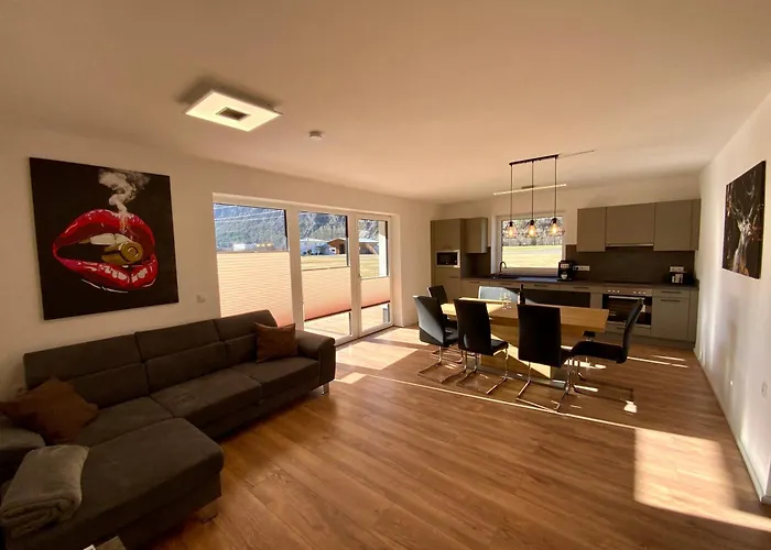 Deluxe Mit Whirlpool Und Fasssauna 아파트